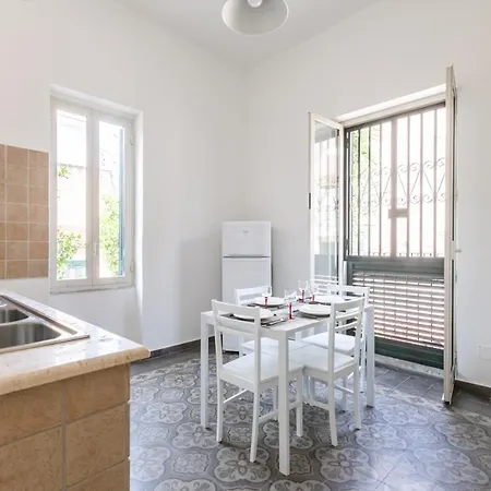Il Giardino Degli Aranci Flats Near Palazzo Reale * Palermo