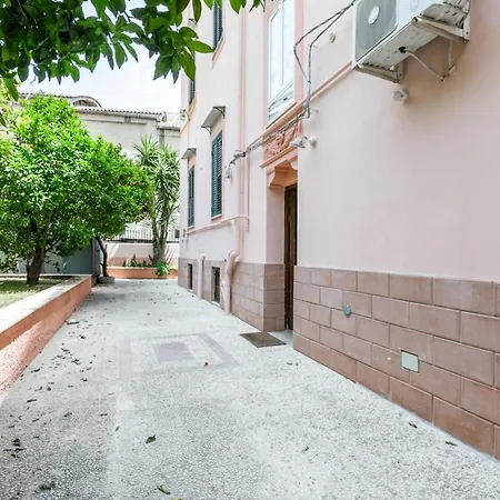 Appartamento Il Giardino Degli Aranci Flats Near Palazzo Reale *